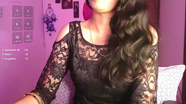 Snapshot of Samikshaa chatting on 11-22-25, 04:50 Samikshaa online show from 11-22-25, 04:50