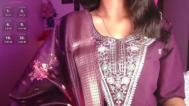 Snapshot of Samikshaa chatting on 11-25-25, 02:50 Samikshaa online show from 11-25-25, 02:50