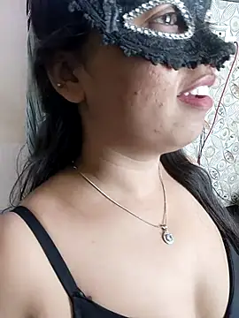 Snapshot of Iampriyaaa15 chatting on 11-14-25, 11:53 Iampriyaaa15 online show from 11-14-25, 11:53