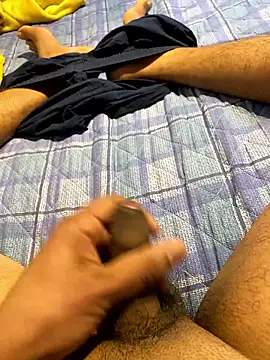 Snapshot of girlslvrs chatting on 01-08-26, 02:19 girlslvrs online show from 01-08-26, 02:19