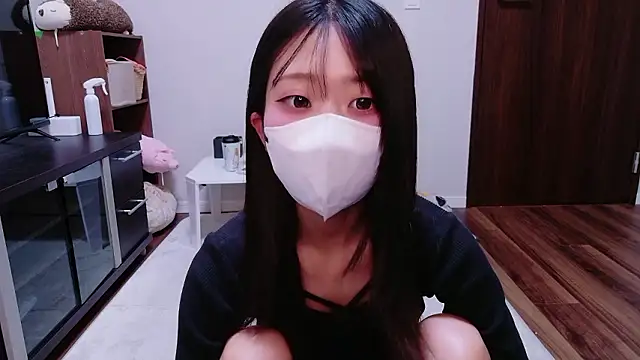 Snapshot of OSUSHI-CHAN chatting on 04-19-26, 06:43 OSUSHI-CHAN online show from 04-19-26, 06:43