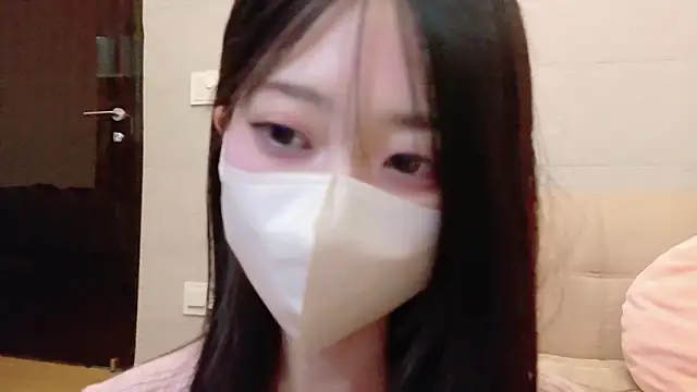 Snapshot of OSUSHI-CHAN chatting on 05-26-26, 04:25 OSUSHI-CHAN online show from 05-26-26, 04:25