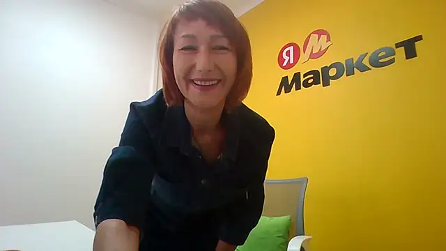 Snapshot of Pline1 chatting on 11-17-25, 08:53 Pline1 online show from 11-17-25, 08:53