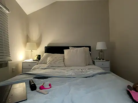 FrancescaXO online show from 09-23-25, 07:50