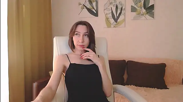 GoodGlamorGirl online show from 02-24-25, 04:49