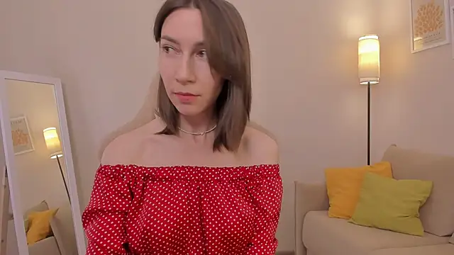 Snapshot of GoodGlamorGirl chatting on 01-12-26, 03:45 GoodGlamorGirl online show from 01-12-26, 03:45