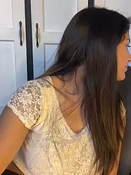 chicachocolate01 online show from 09-26-25, 11:42