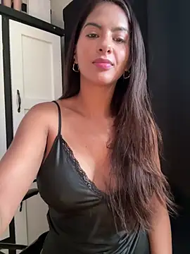 chicachocolate01 online show from 03-03-26, 06:36