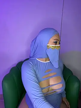 Aisha Malek online show from 10-27-25, 07:18