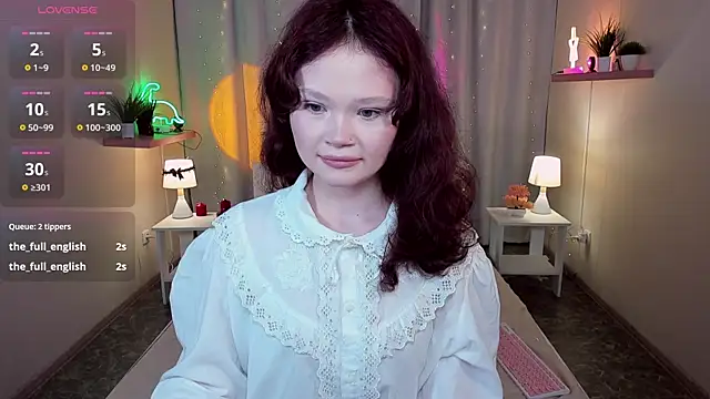 EmilyChaves online show from 05-31-26, 08:54