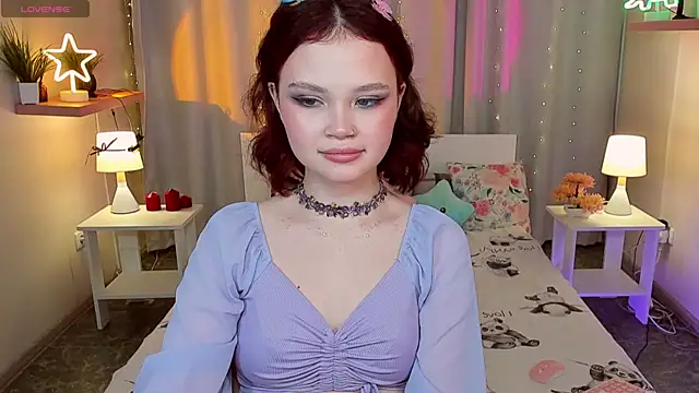 EmilyChaves online show from 07-23-26, 07:06