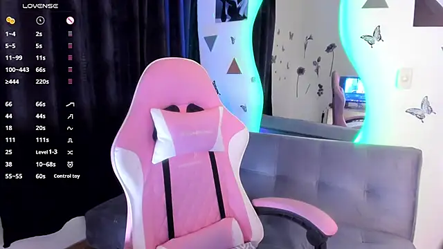 luciamature  online show from 11-04-25, 09:14