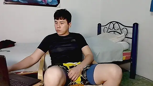Snapshot of Nickk_Wolf chatting on 05-28-26, 11:02 Nickk Wolf online show from 05-28-26, 11:02