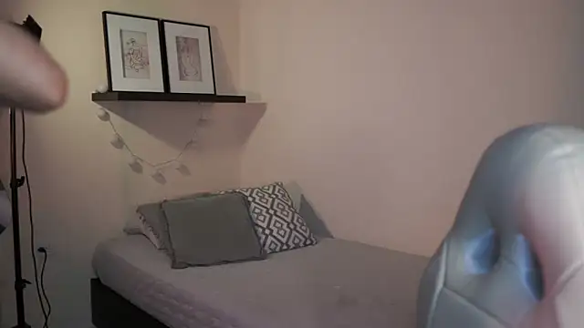 isabella-garcia- online show from 03-05-26, 01:56