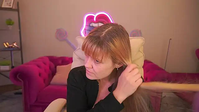 BellaLaPetit online show from 02-03-26, 03:17