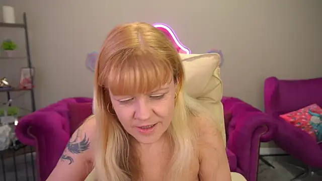 BellaLaPetit online show from 03-07-26, 01:08