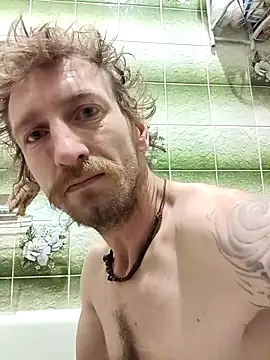 Snapshot of KokosMartin chatting on 11-11-25, 09:37 KokosMartin online show from 11-11-25, 09:37