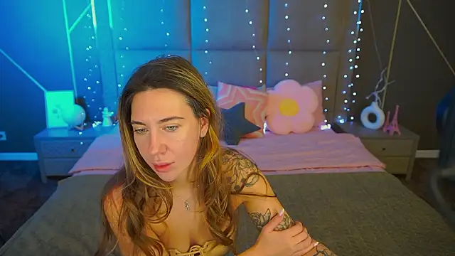 Snapshot of KateShanny chatting on 02-02-26, 06:56 KateShanny online show from 02-02-26, 06:56