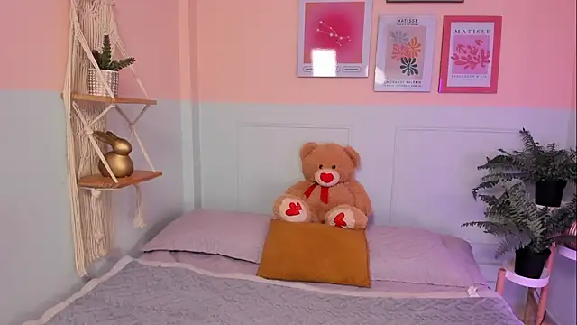 Camila Rivers online show from 03-19-26, 04:16