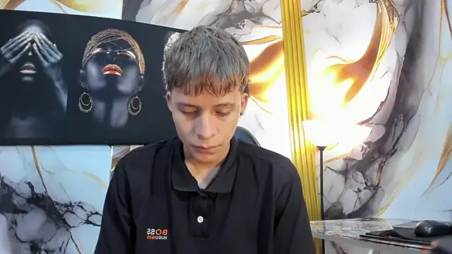 mono blonde online show from 05-24-26, 11:04