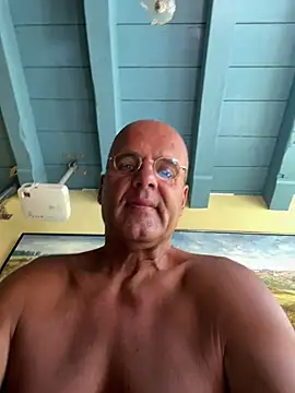 Snapshot of Renebisex chatting on 07-06-26, 03:03 Renebisex online show from 07-06-26, 03:03