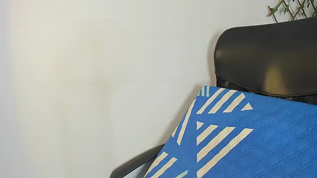 carolinacrus01 online show from 09-22-25, 04:53