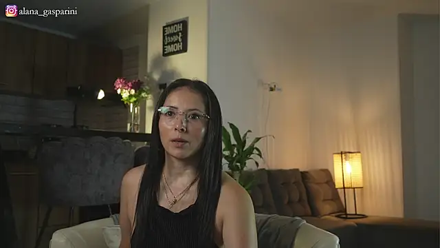 Snapshot of alana_gasparini chatting on 11-10-25, 12:53 alana gasparini online show from 11-10-25, 12:53