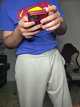 juanortiz8k online show from 04-22-26, 04:15