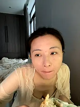 haiyan125216 online show from 12-04-25, 08:45