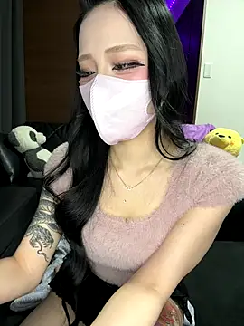 Nano-xxx online show from 09-28-25, 01:05