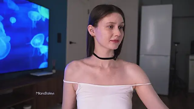 Snapshot of milanabaileys_ chatting on 09-30-25, 01:16 milanabaileys online show from 09-30-25, 01:16