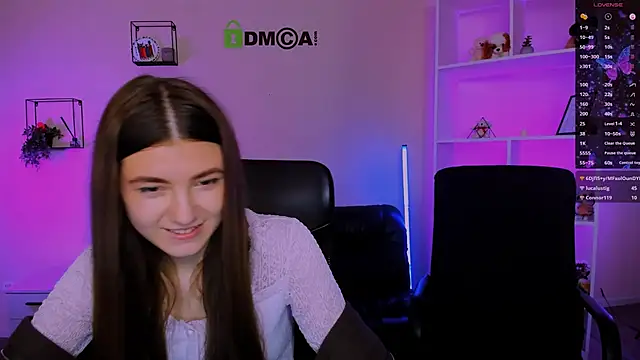 lissa night online show from 11-17-25, 01:06