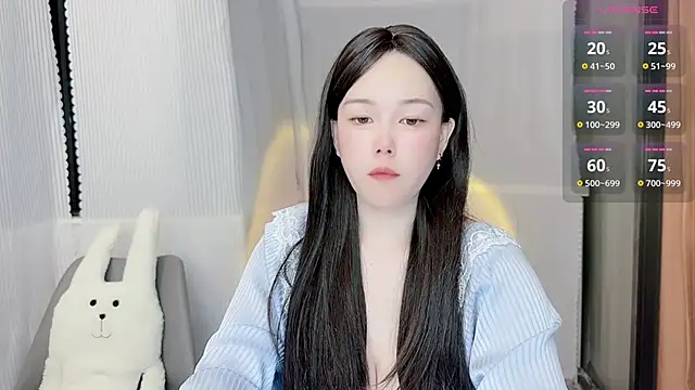 Snapshot of Bella_Ava chatting on 11-14-25, 09:13 Bella Ava online show from 11-14-25, 09:13