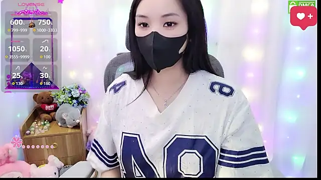 HanaYourlove online show from 05-20-26, 02:34