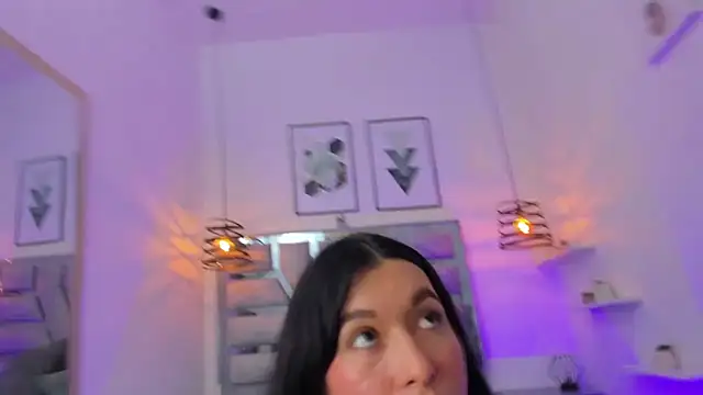 Snapshot of Ambar_Cullen chatting on 11-06-25, 09:26 Ambar Cullen online show from 11-06-25, 09:26