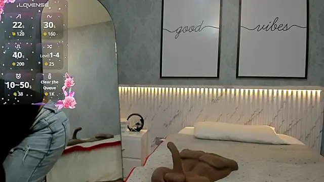 Ximenahott  online show from 10-10-25, 10:03