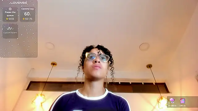 Hanna Cornee  online show from 03-03-26, 12:00