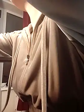 Rommia online show from 12-16-25, 01:49