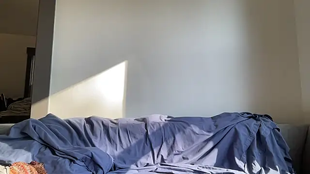 Snapshot of furykat1 chatting on 12-14-25, 07:29 furykat1 online show from 12-14-25, 07:29