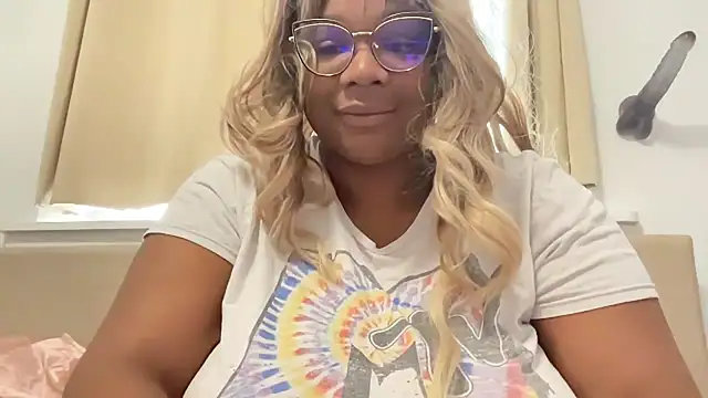 Snapshot of furykat1 chatting on 02-28-26, 03:24 furykat1 online show from 02-28-26, 03:24