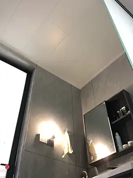 Snapshot of chengcheng12 chatting on 01-09-26, 01:19 chengcheng12 online show from 01-09-26, 01:19