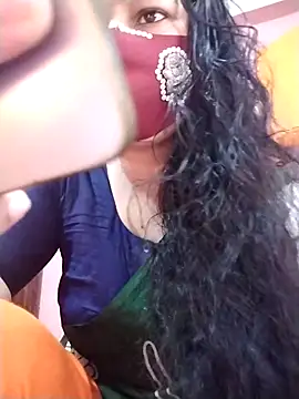 Snapshot of Prionti- chatting on 10-18-25, 03:09 Prionti- online show from 10-18-25, 03:09