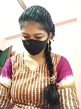 Snapshot of Prionti- chatting on 11-19-25, 02:55 Prionti- online show from 11-19-25, 02:55