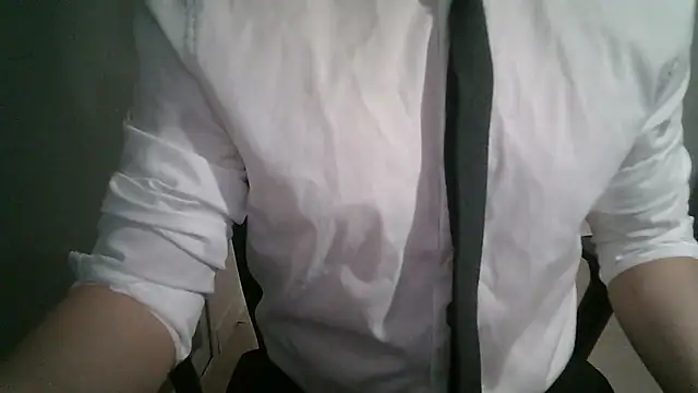 Snapshot of 111owo111 chatting on 04-27-26, 12:14 111owo111 online show from 04-27-26, 12:14
