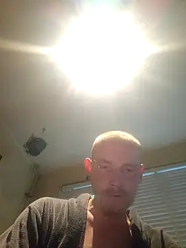 Snapshot of piercingpik chatting on 06-08-26, 05:57 piercingpik online show from 06-08-26, 05:57