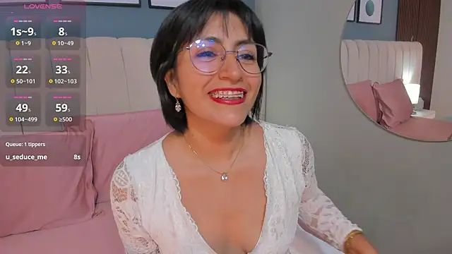 Snapshot of naty_bush chatting on 10-07-25, 07:44 naty bush online show from 10-07-25, 07:44