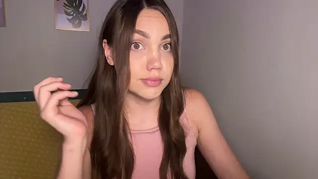 Snapshot of NebulaHaven chatting on 11-10-25, 01:59 NebulaHaven online show from 11-10-25, 01:59