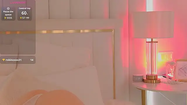 Snapshot of NancySmitts chatting on 02-18-26, 04:03 NancySmitts online show from 02-18-26, 04:03