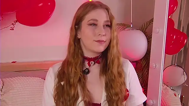 Snapshot of MiaEuphoria_ chatting on 02-15-26, 04:09 MiaEuphoria online show from 02-15-26, 04:09