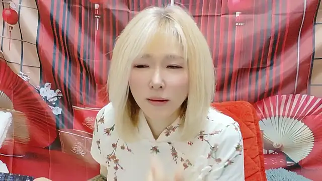Snapshot of kimagure-fu- chatting on 05-19-26, 01:39 kimagure-fu- online show from 05-19-26, 01:39